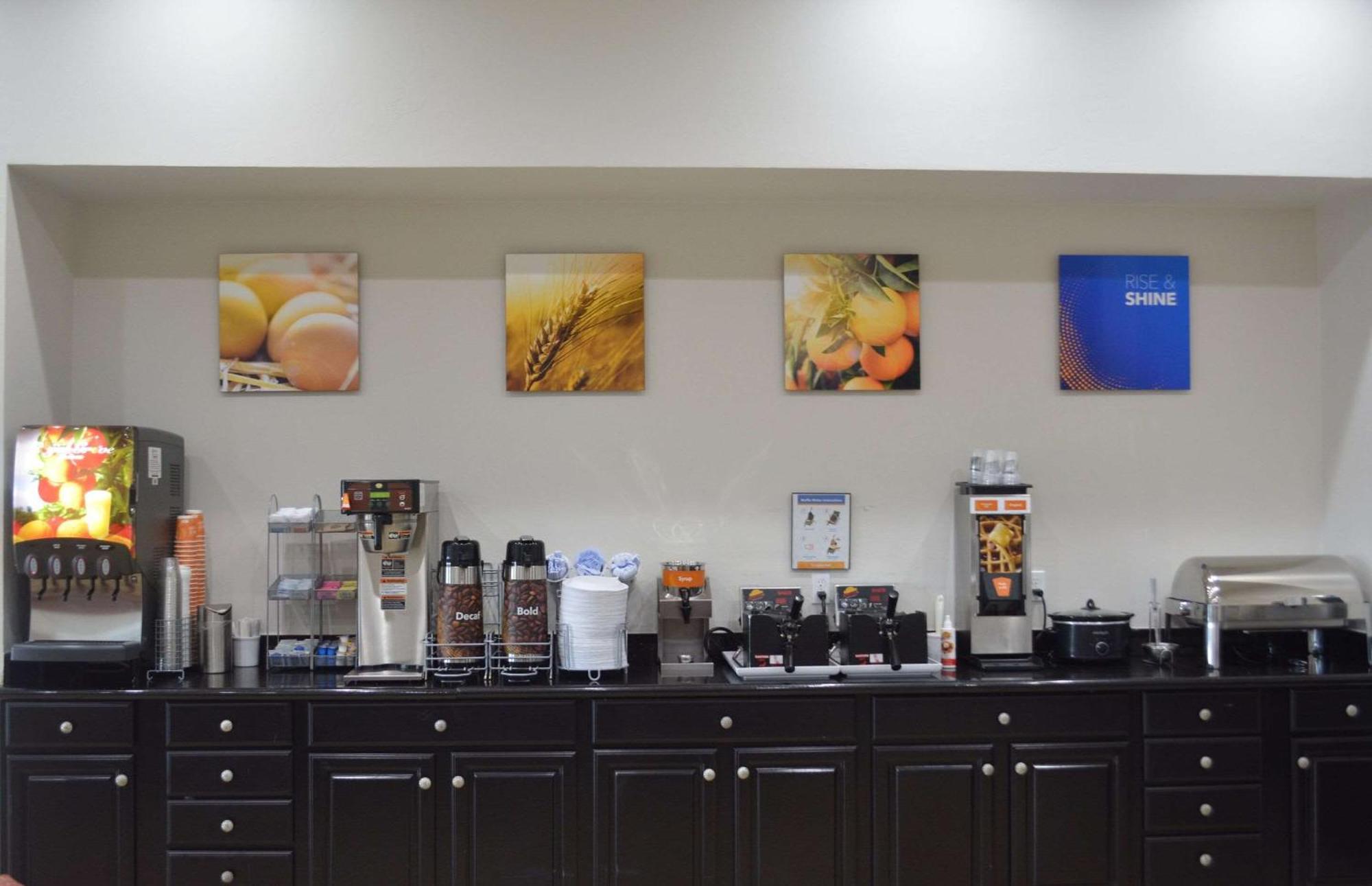 Hotel Comfort - Sw Oklahoma 3*