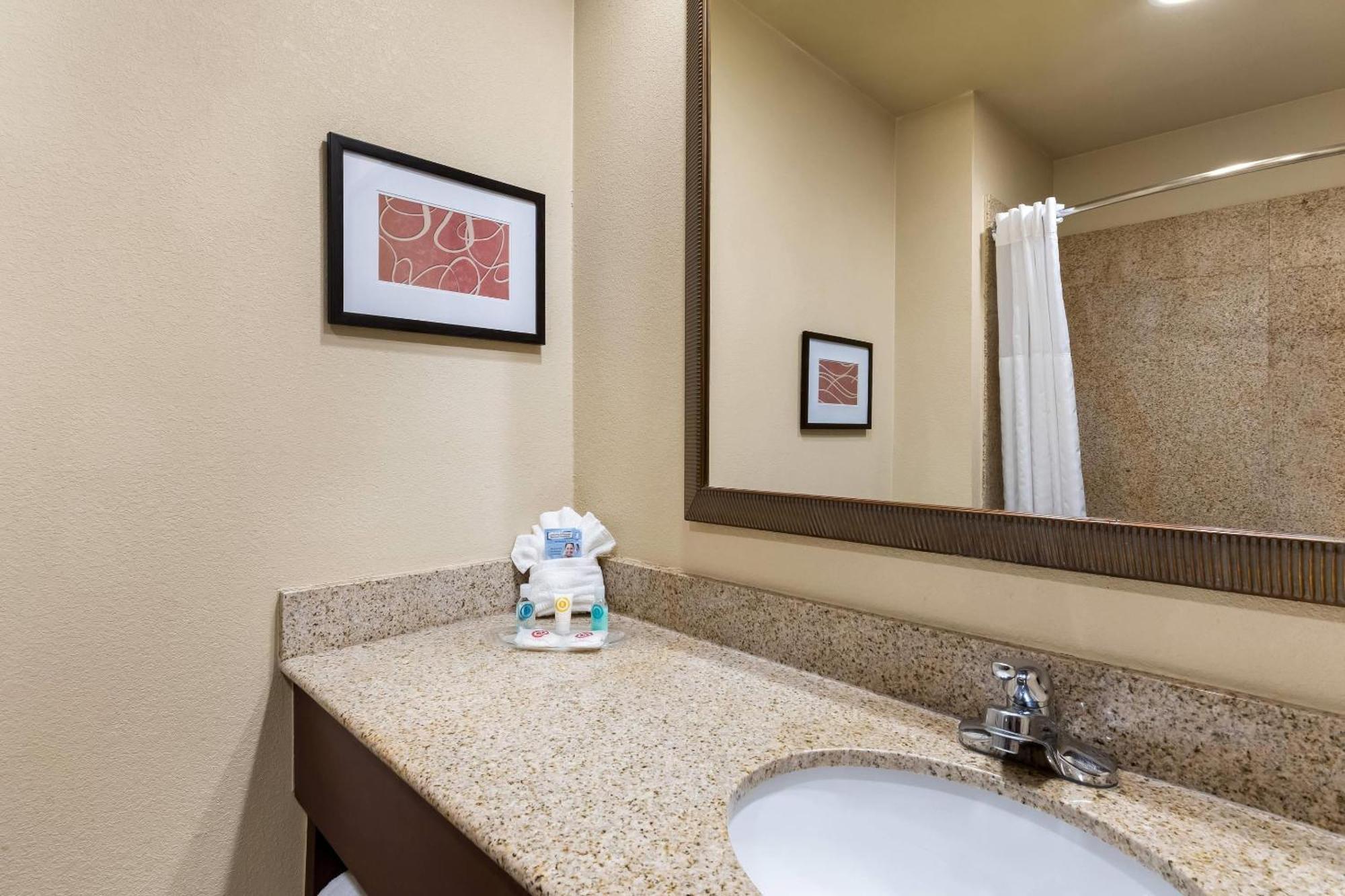 Comfort - Sw Oklahoma 3* Yukon